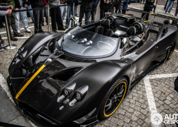 ปากานี ซอนด้า เอชพี บาร์เคตต้า: การลงทุนในความเหนือระดับและมรดกยานยนต์ที่ไร้กาลเวลา