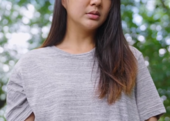 T1812200 คนจรจ ดโชคใหญ เง นหลายล านตกจากเคร องบ พวกเขาจะทำไงก บเง นน part 2