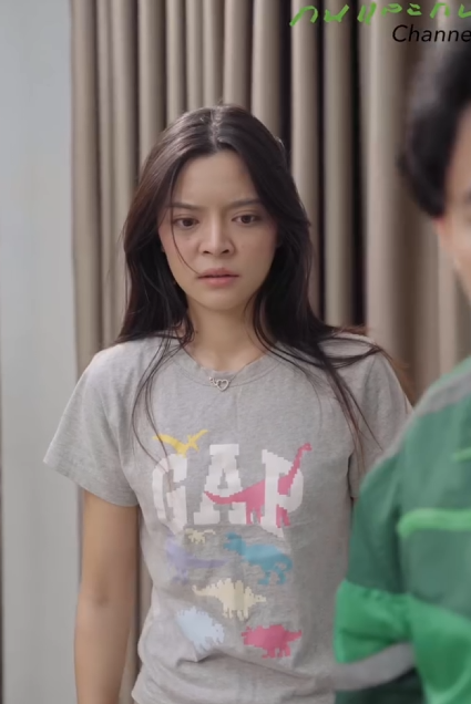 T0212172 แฟนข นรถไปก บเศรษฐ หน าตาเฉย เพราะไม อยากลำบากน งมอไซค part 2