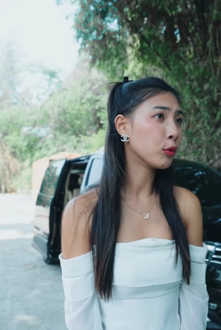 T2101052 ทำไมนายหน าเหม อนสาม part 2