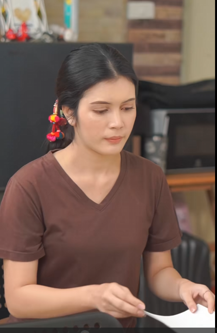 [ครบชุด] T2301033 อย าเห นคนอ กว าล กต วเอง Ep.2