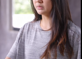 T1402111 คนจรจ ดโชคใหญ เง นหลายล านตกจากเคร องบ พวกเขาจะทำไงก บเง นน part 2